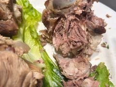 -大宝全猪馆(南京路店)