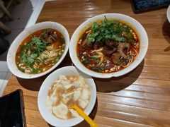 -周小波重庆小面·重庆名小吃(邹容路店)