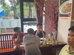 -六合居·明厨亮灶餐厅(成双大道店)