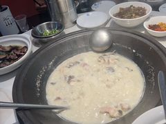 -陈大锅·岳阳鱼馆·地道岳阳菜(美食街店)