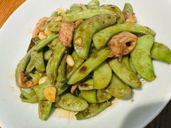 -黄泥岗·地道湖北菜(奥特莱斯店)