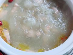 特色本鸡锅-新招鲜(长江路店)