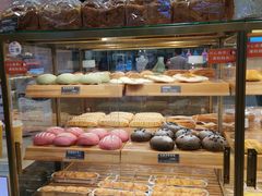 -面包新语(融创茂店)