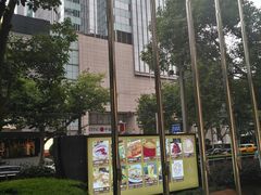 -梅龙镇广场