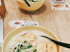 -谭仔米线(皇庭广场店)