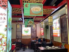 大堂-坛椒鱼·老派赣菜