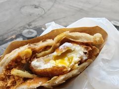 -小红车炸蛋葱油饼