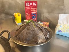 -鹿鸣山草本茶香火锅(园西路店)