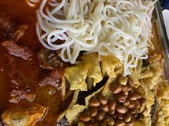 -在巷子里的烤肉店·螺蛳粉烤鱼·牛蛙(和美城店)