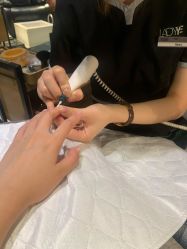 -悦指间美甲美睫