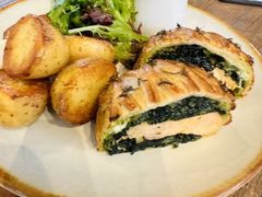 -ROAST coffee & eatery