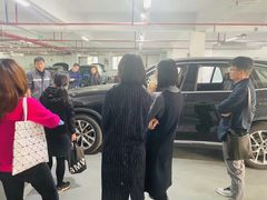 -上海宝信宝马4S店