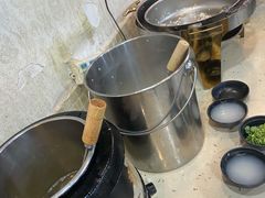 -铜元老码头鳝鱼火锅