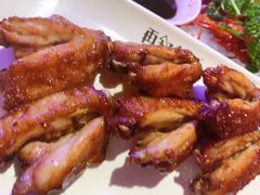 -红盔侠小龙虾(海宁银泰店)