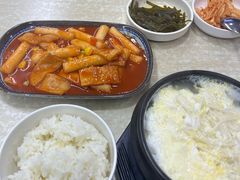 -拌来拌去石鍋拌飯(文鼎店)