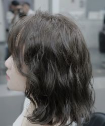 -苑苑发型设计