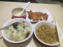 -老妈食光小馆(国权路店)