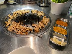 -韩聚屋韩国烤肉餐厅(新北万达店)