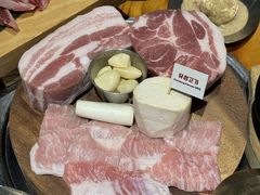 -唯成•韩国炭火烤肉 유성고기