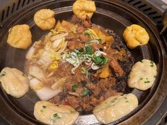 -郝一锅·铁锅炖东北菜(信义坊店)