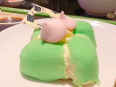 青柠白巧克力蛋糕-美食汇·海鲜自助西餐厅·江门富力万达嘉华酒店