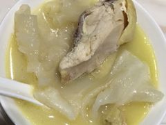 招牌花胶鱼翅土鸡煲-叁樓·勝记
