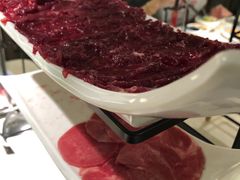 吊龙-左庭右院鲜牛肉火锅(浦江欢乐颂店)