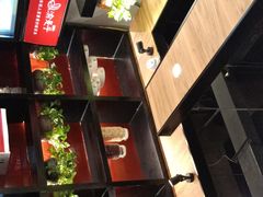 -渝是乎川渝小炒(新世界百货望京店)