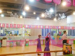 -美育少儿中国舞·钢琴·声乐艺术中心(枫蓝购物中心店)