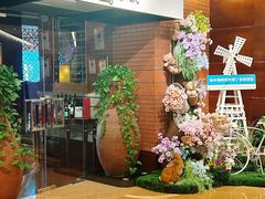 -香格里拉鱼跃地中海西餐厅·牛排披萨
