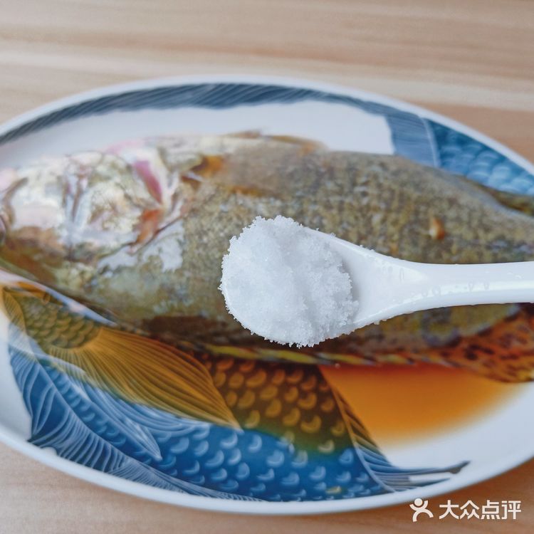 《家常清蒸桂鱼》肉质鲜美无比!汤汁拌饭是一绝!