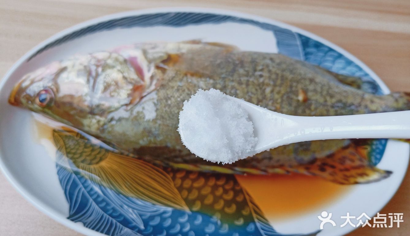 《家常清蒸桂鱼》肉质鲜美无比！汤汁拌饭是一绝！