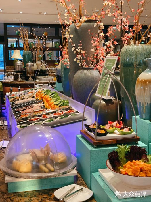 厦门悦华酒店·绿庭主题自助餐厅自助取餐区图片