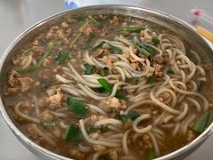-正宗杨记普洱酸醋米线(总店)