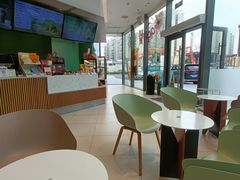 -奈雪的茶(优特汇店)