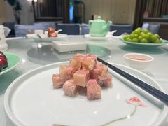 镇江水晶肴肉-西湖春天•老字号杭州菜(百汇店)