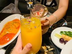 -海派悦庭·海胆烧麦·新融合菜(凯德广场店)