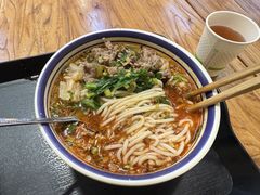 -云阿蛮云南生烫牛肉米线(奉贤路店)