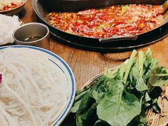 -萍姐火锅·公路夜市(武汉首店)