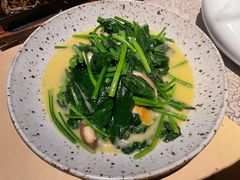奶油菠菜-穹六人间 people 6(岳阳路店)