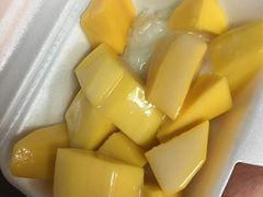 -芒果糯米饭摊子