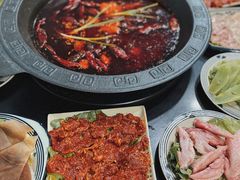-重庆故事姊妹老火锅(财经学院店)