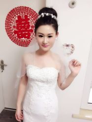 贺贺工作室新娘跟妆-贺贺新娘造型婚纱店