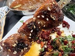 -许哥东北烧烤·铁丳烤串·宫后夹肉(繁花中心店)