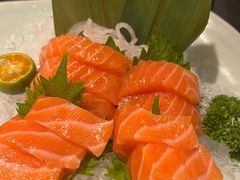 招牌火炙秘制肥肝寿司-沼津港渔市(宏伊国际广场店)