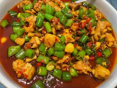 鲜椒肥肠鸡-拂晓山房·私房川菜(西门店)