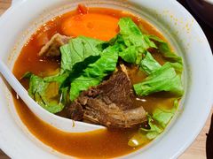 老坛酸菜牛肉面-九毛九西北菜(大东海店)