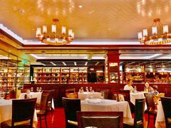 大堂-Wolfgang’s Steakhouse 沃夫冈牛排馆(上海白玉兰广场店)