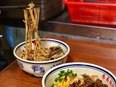 -李易面馆(树木岭店)