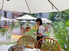 -墨居上隐·院子里火锅(峨眉店)